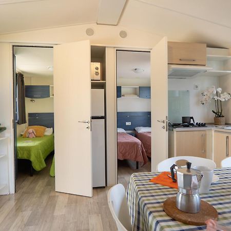 Sereno Camping Holiday Moniga del Garda Exterior photo