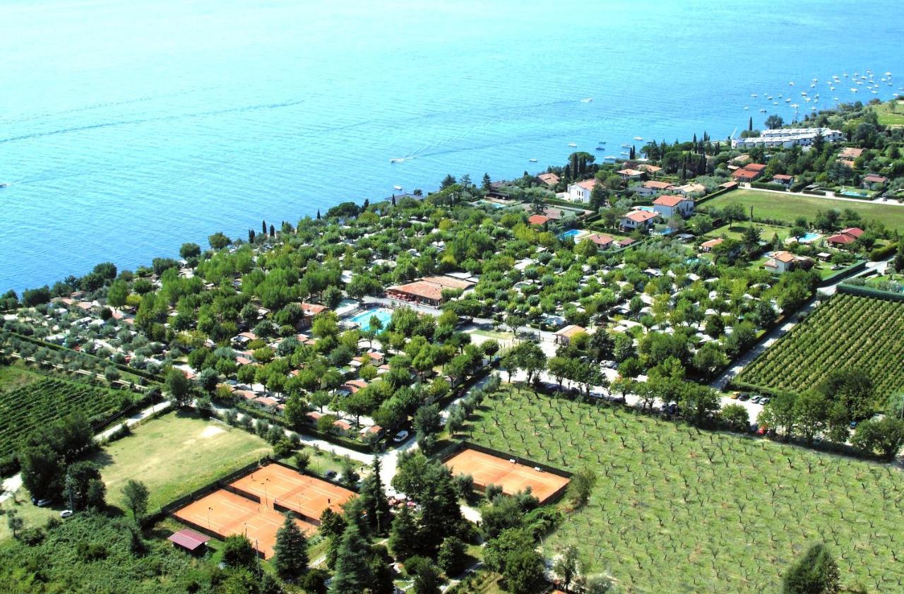 Sereno Camping Holiday Moniga del Garda Exterior photo